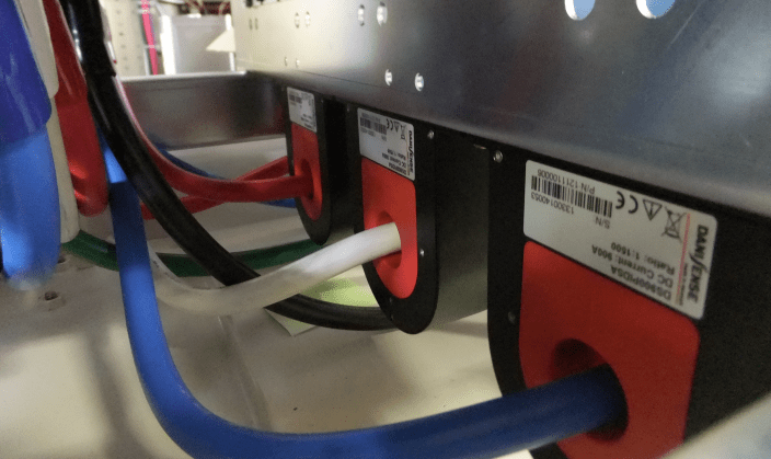 电流互感器分为几种单相式